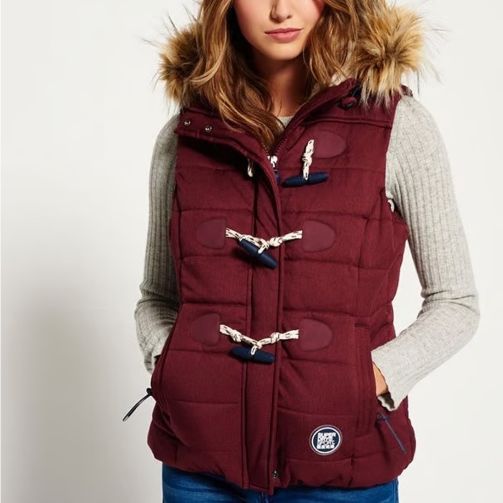 Superdry Marl Toggle Puffer Vest in Port Marl. Size XS